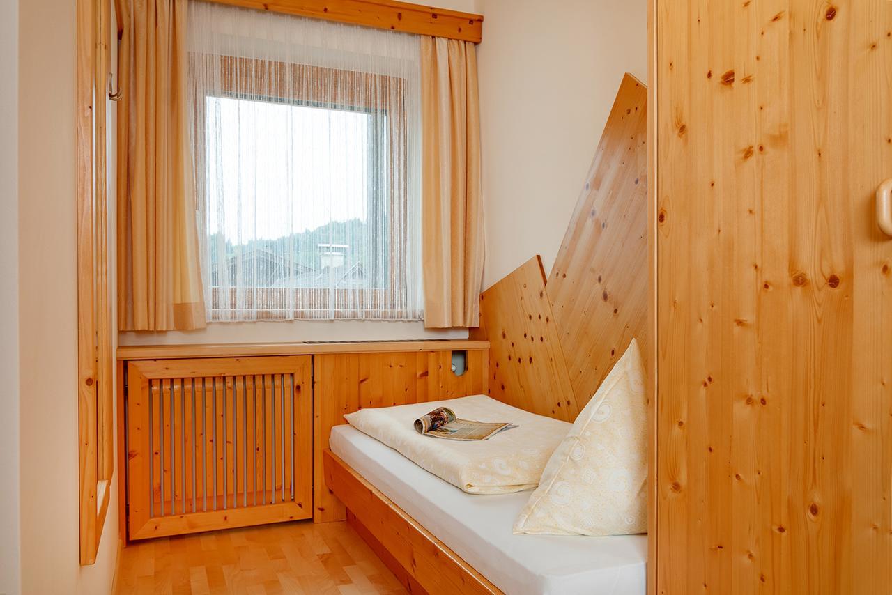Hubertushof Hotel Latschach ober dem Faakersee Buitenkant foto